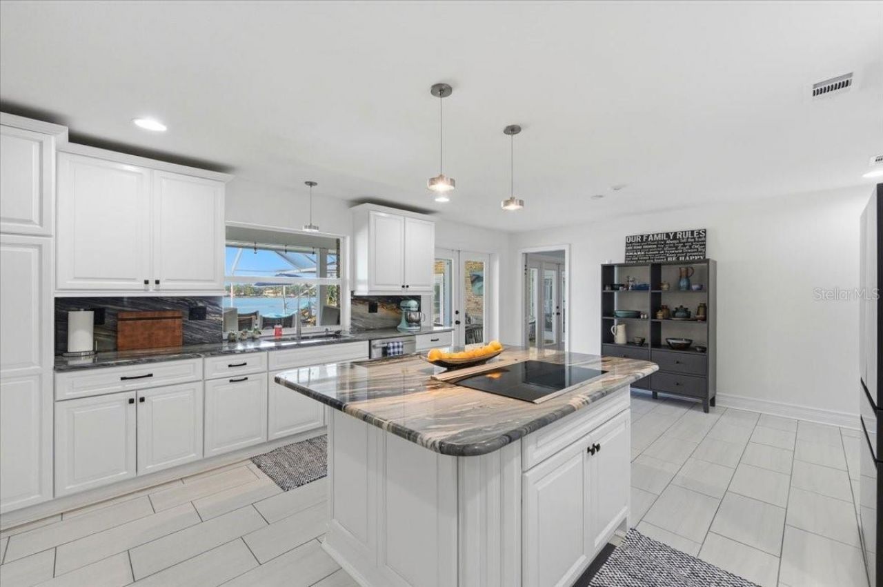120 Mirror Lane Nw, Winter Haven, FL 33881 Photo