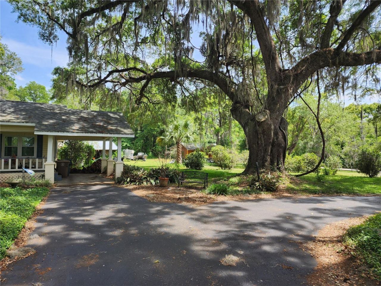 1427 NE 10th Street , Ocala, FL 34470 Photo