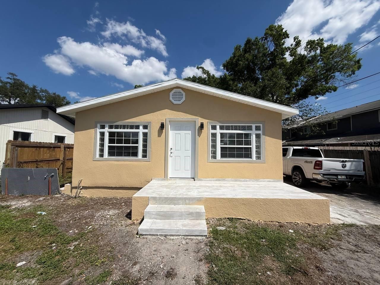 7211 N Himes Avenue, Tampa, FL 33614 Main Photo