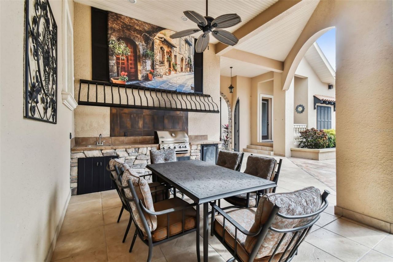 12709 Mannhurst Oak Lane, Lithia, FL 33547 Photo