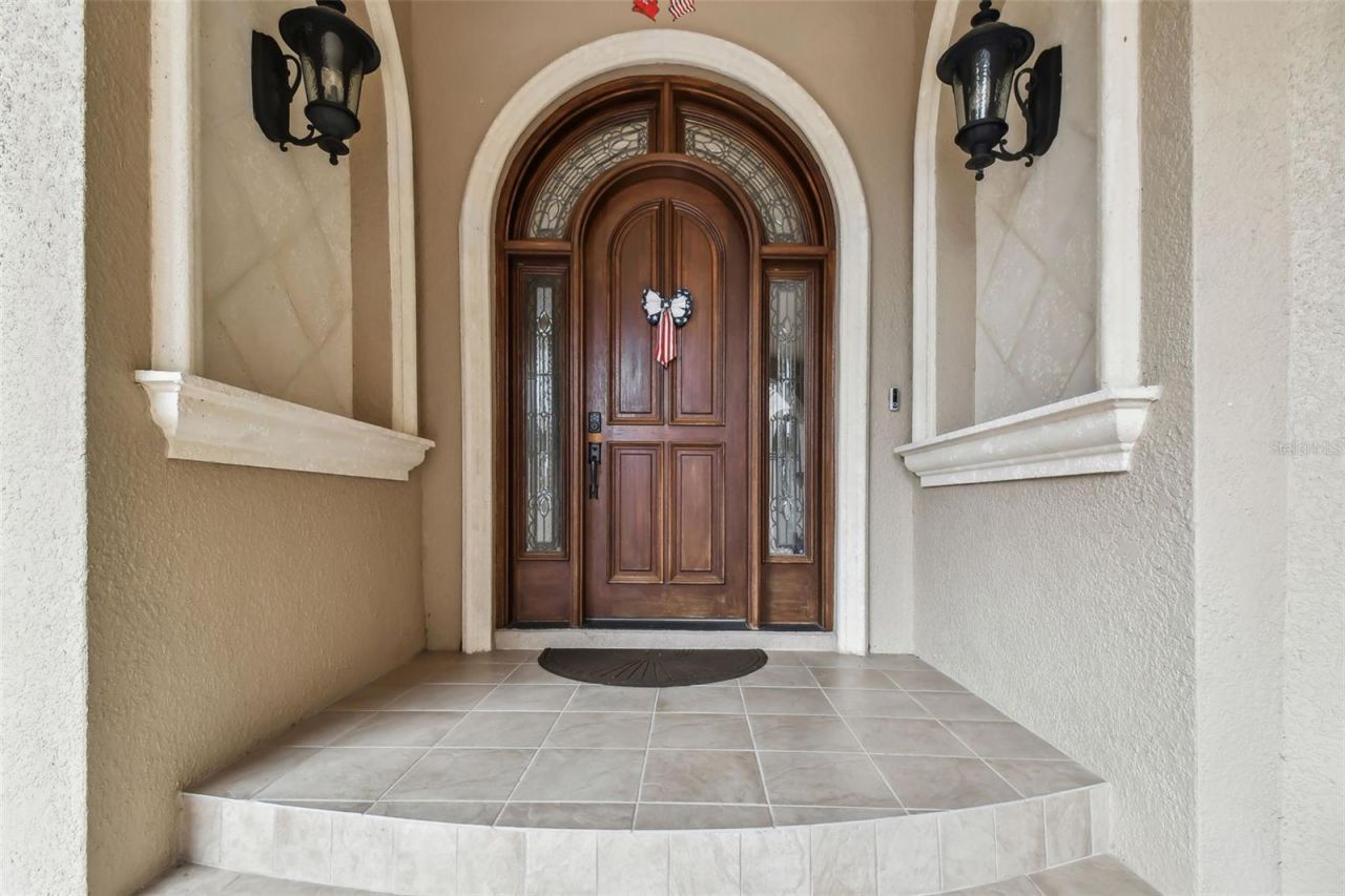 12709 Mannhurst Oak Lane, Lithia, FL 33547 Photo