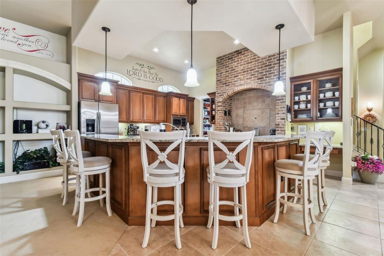 12709 Mannhurst Oak Lane, Lithia, FL 33547 Photo
