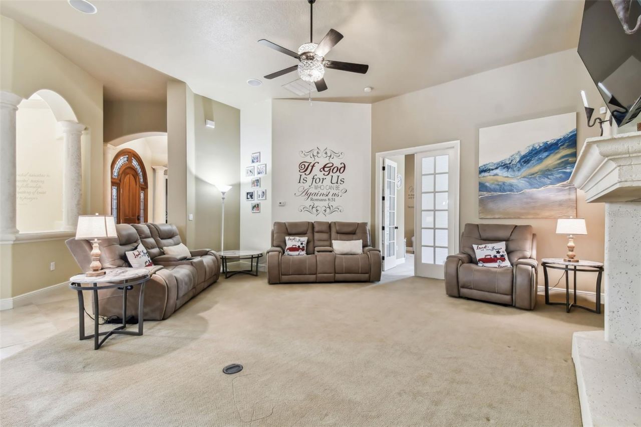 12709 Mannhurst Oak Lane, Lithia, FL 33547 Photo
