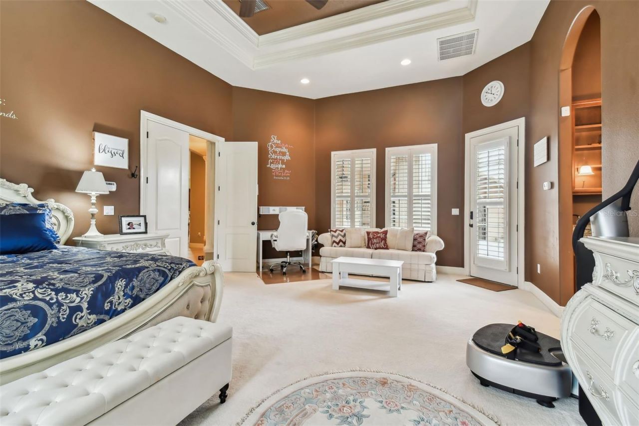 12709 Mannhurst Oak Lane, Lithia, FL 33547 Photo