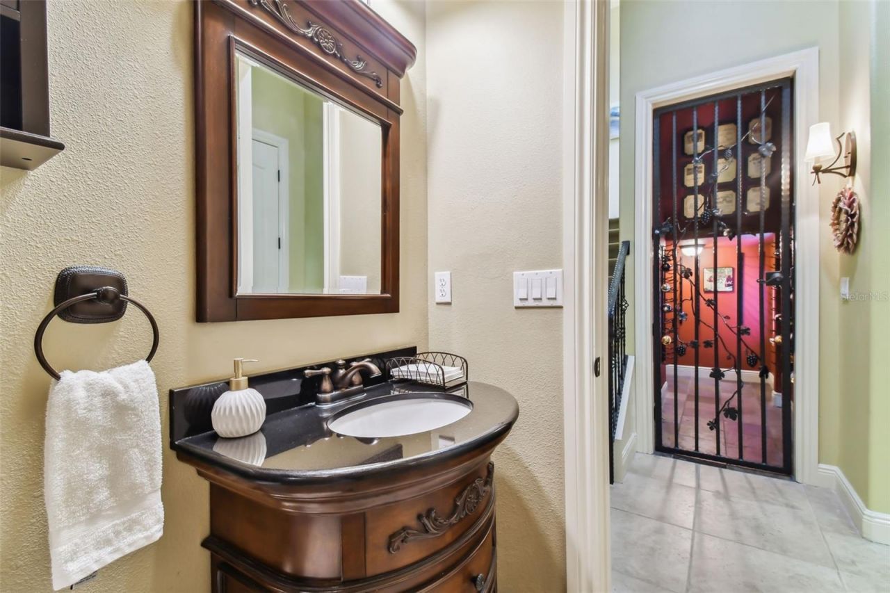 12709 Mannhurst Oak Lane, Lithia, FL 33547 Photo