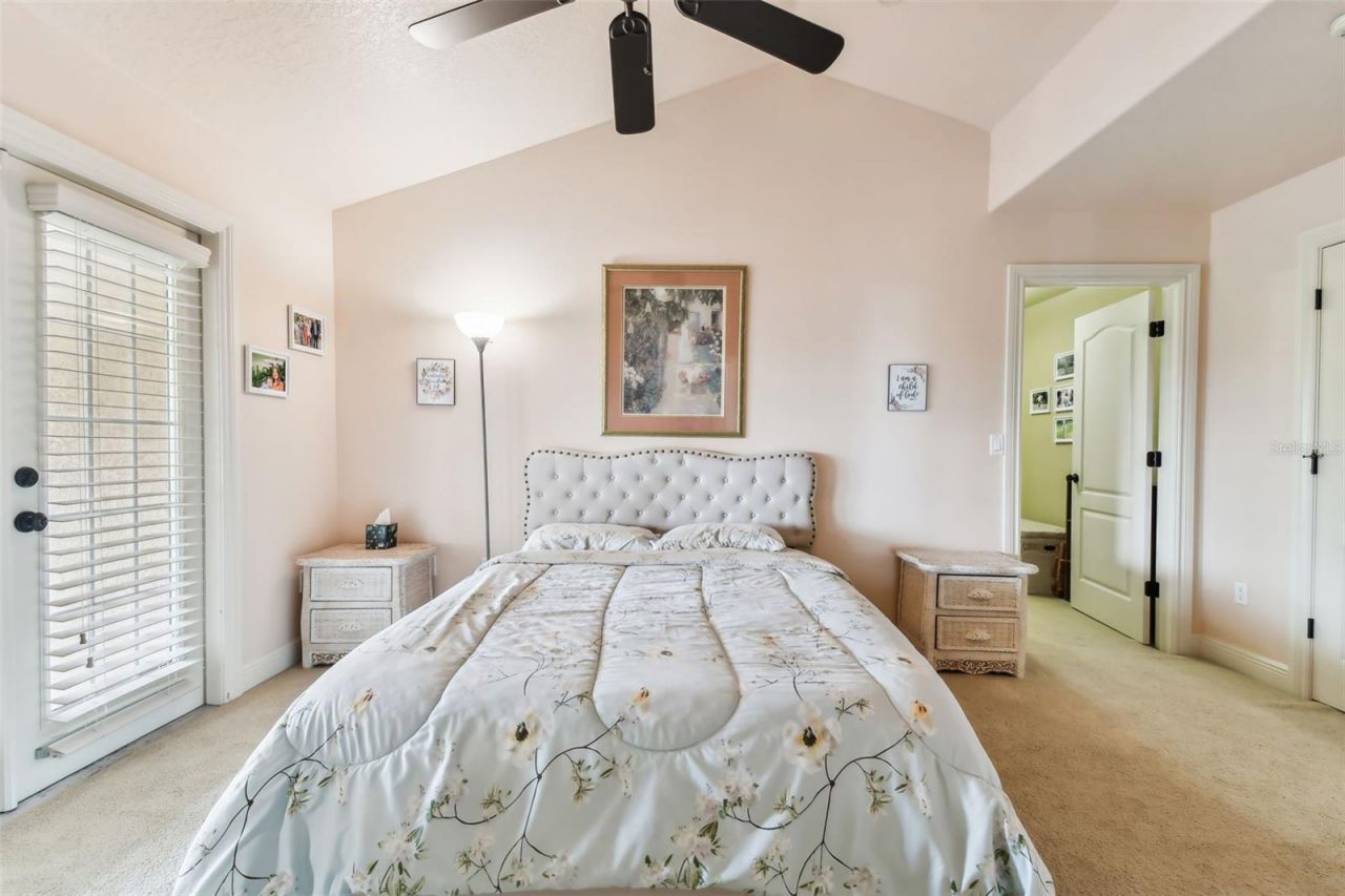 12709 Mannhurst Oak Lane, Lithia, FL 33547 Photo