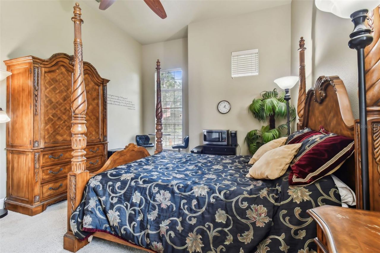 12709 Mannhurst Oak Lane, Lithia, FL 33547 Photo