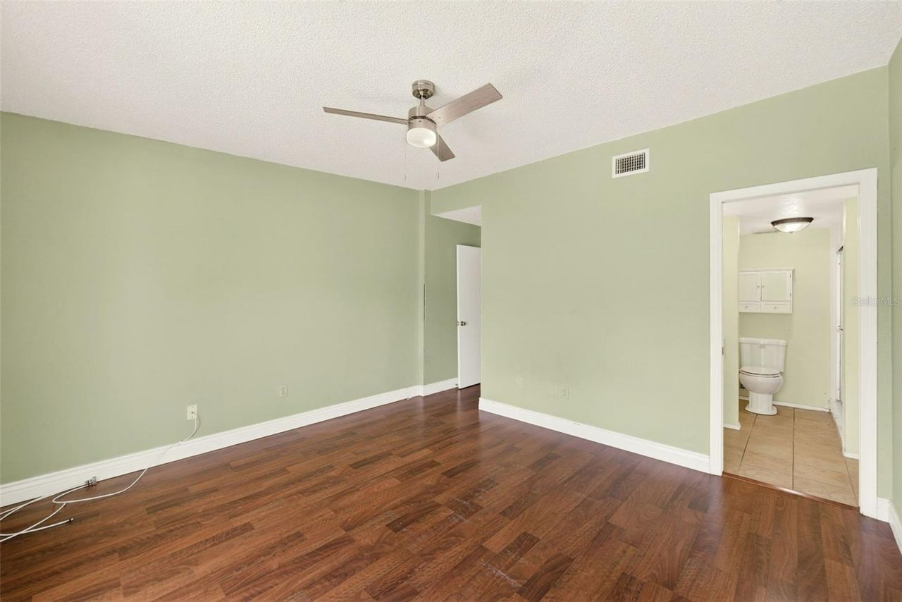 6435 92nd Place N, Unit 902, Pinellas Park, FL 33782 Photo