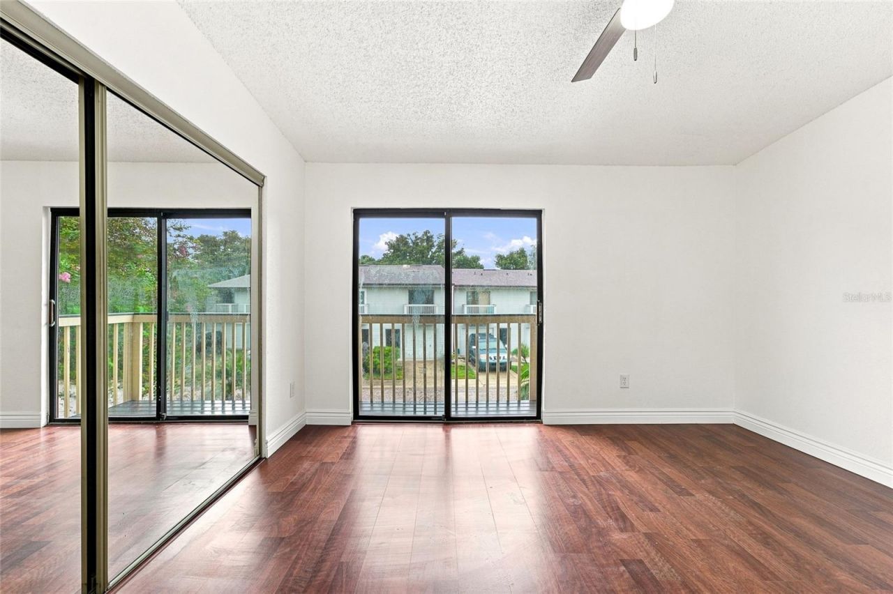 6435 92nd Place N, Unit 902, Pinellas Park, FL 33782 Photo