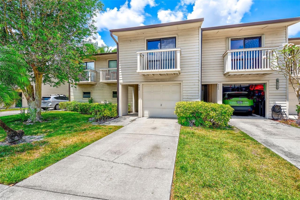 6435 92nd Place N, Unit 902, Pinellas Park, FL 33782 Photo
