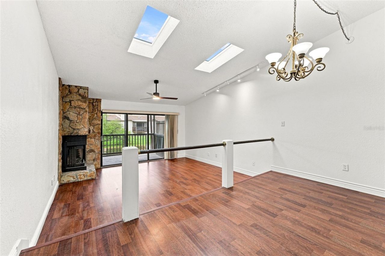 6435 92nd Place N, Unit 902, Pinellas Park, FL 33782 Photo