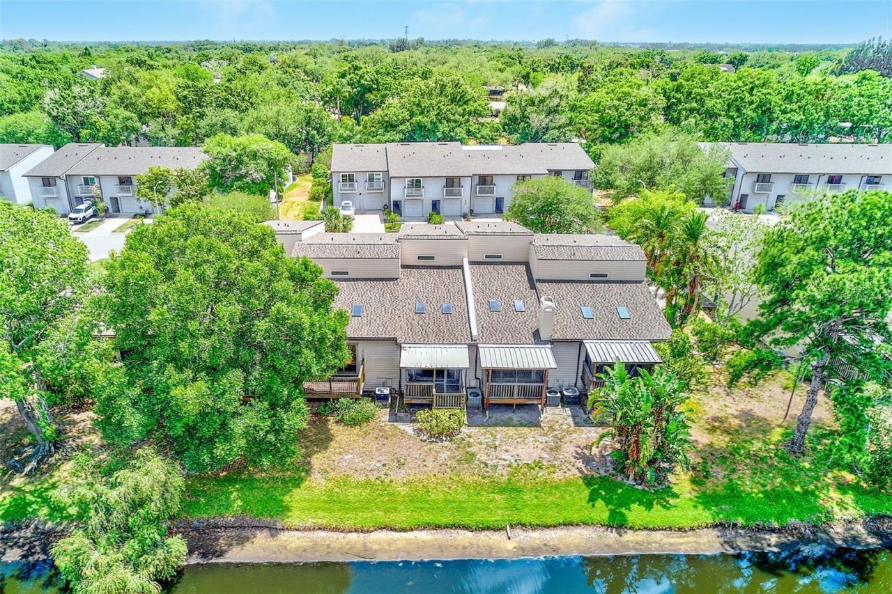 6435 92nd Place N, Unit 902, Pinellas Park, FL 33782 Photo