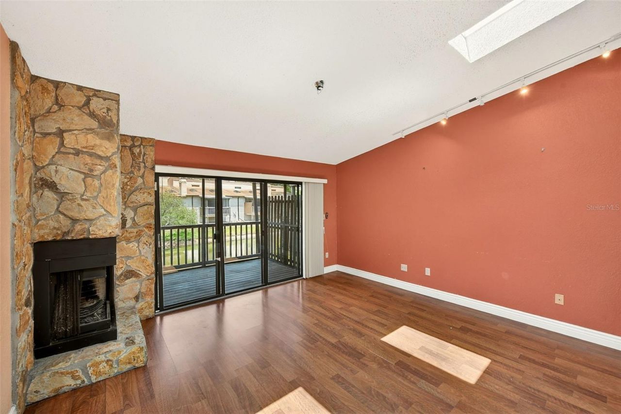 6435 92nd Place N, Unit 902, Pinellas Park, FL 33782 Photo
