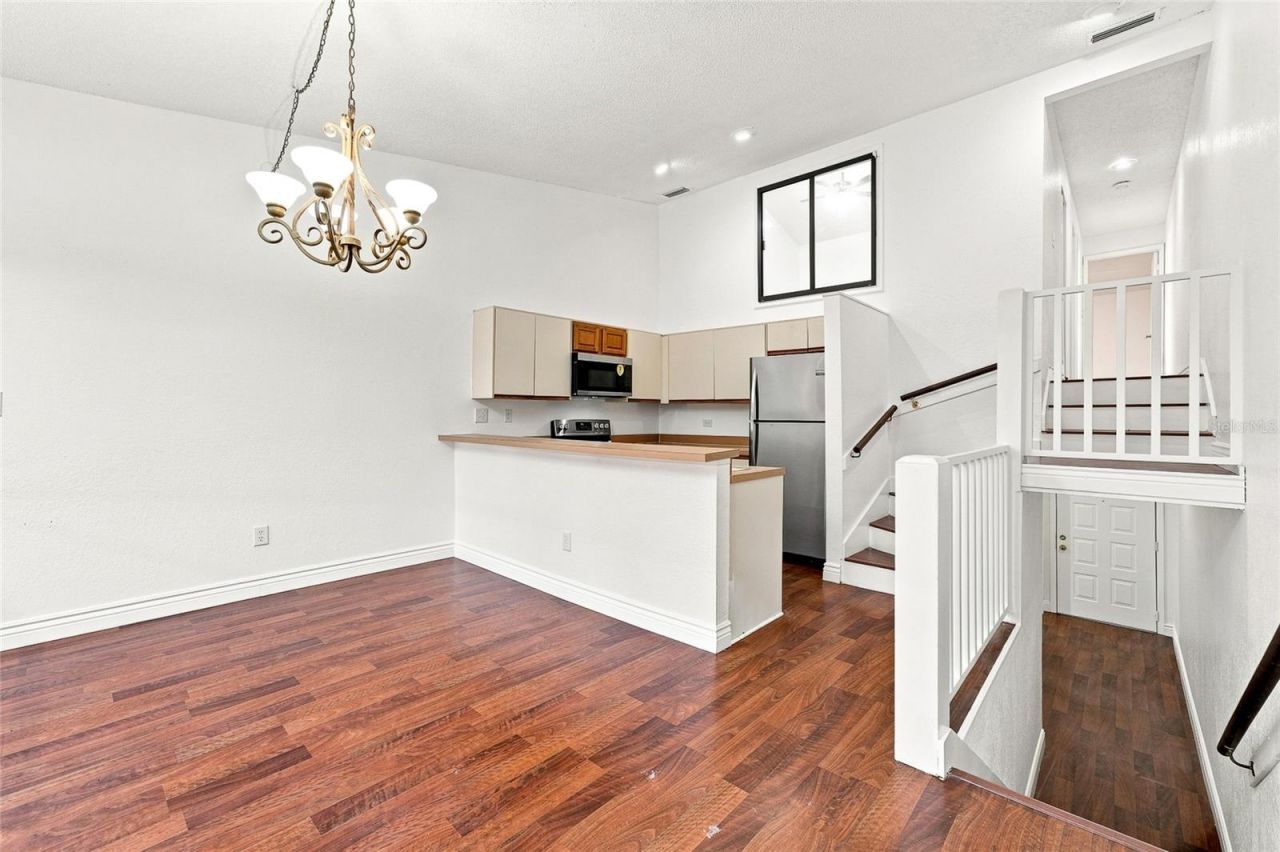6435 92nd Place N, Unit 902, Pinellas Park, FL 33782 Photo