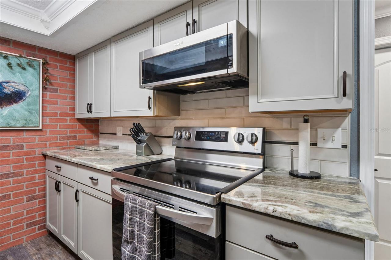 5330 Dove Drive , New Port Richey, FL 34652 Photo