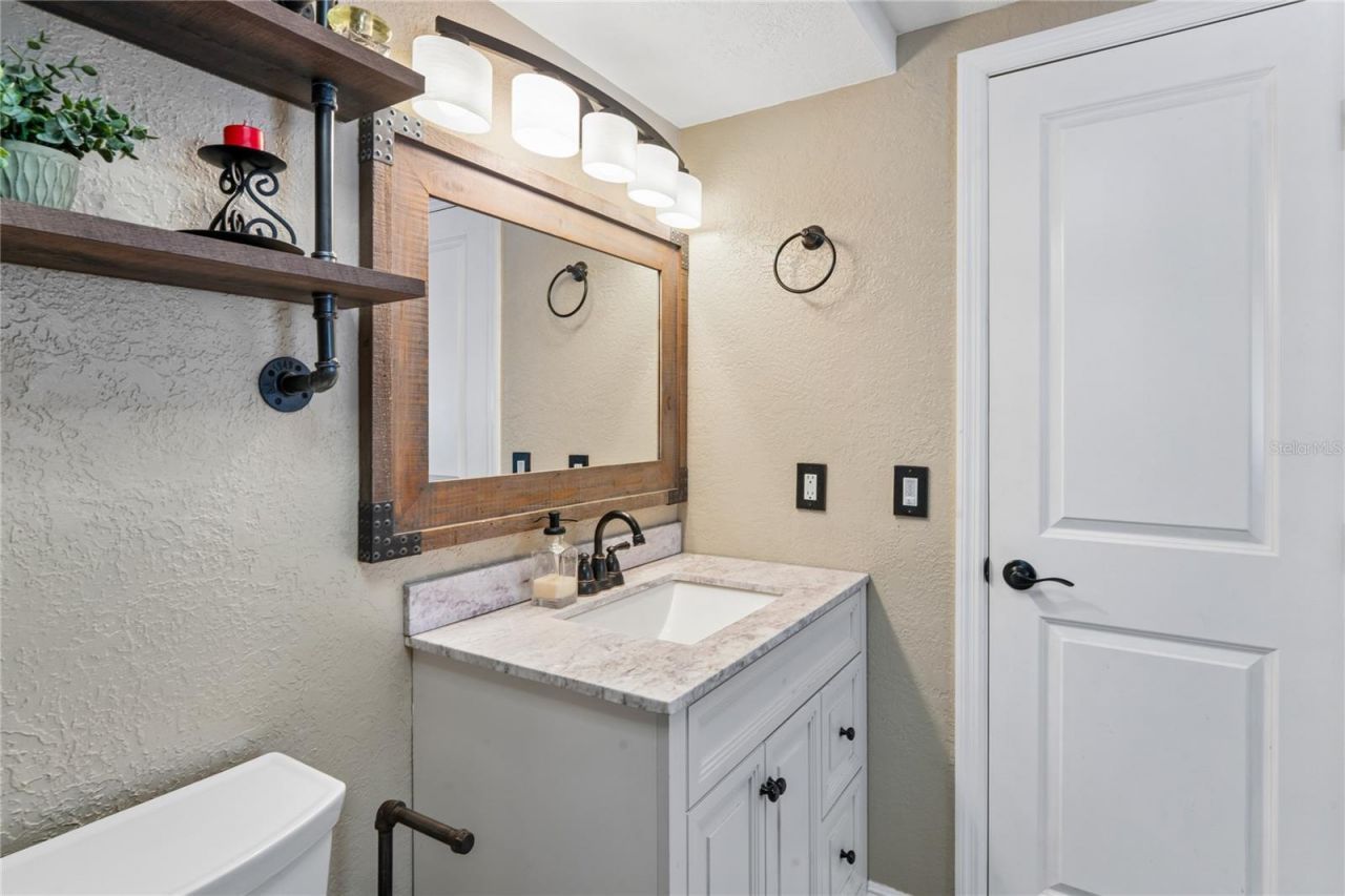 5330 Dove Drive, New Port Richey, FL 34652 Photo
