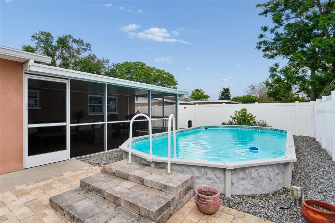 5330 Dove Drive , New Port Richey, FL 34652 Photo