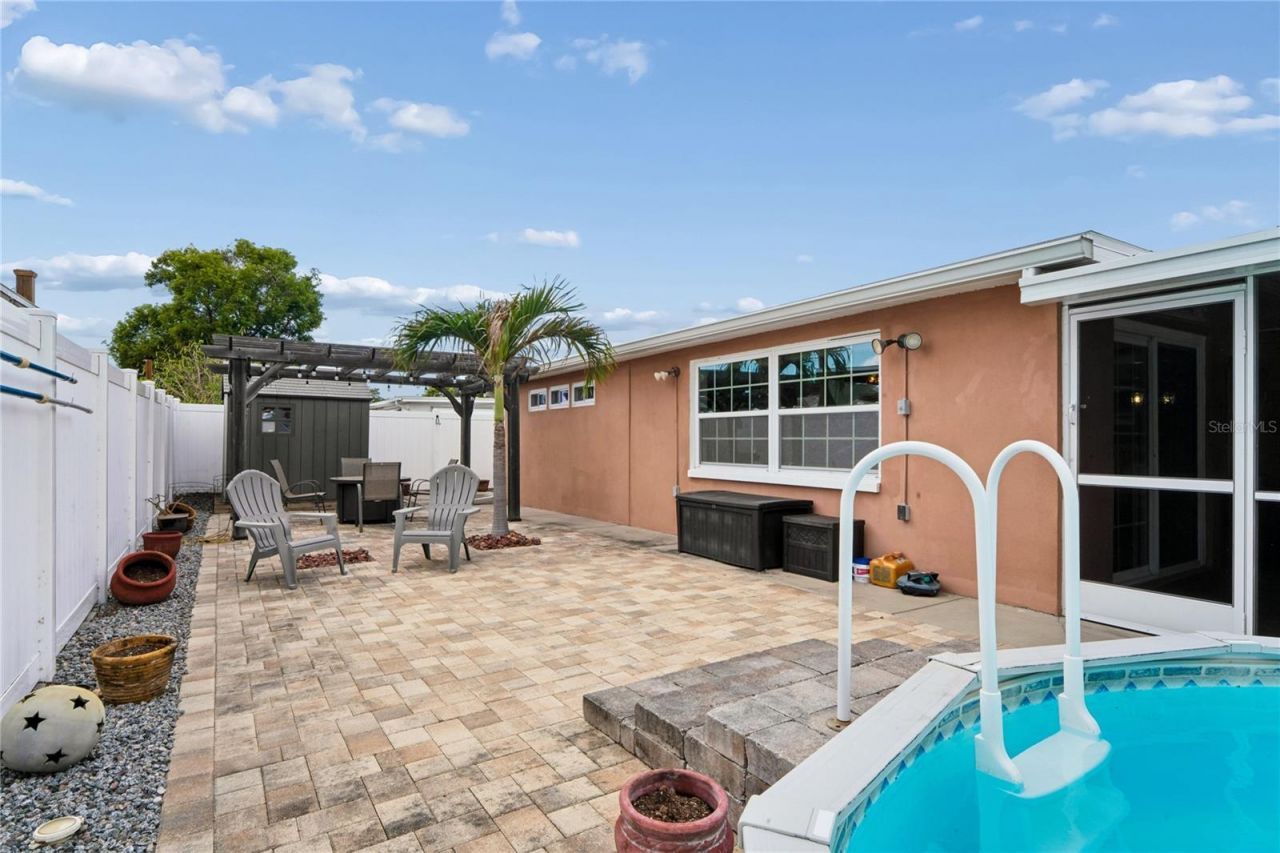 5330 Dove Drive, New Port Richey, FL 34652 Photo