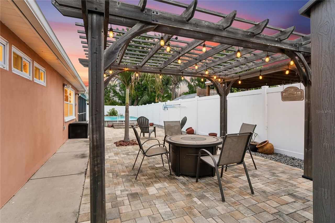 5330 Dove Drive, New Port Richey, FL 34652 Photo