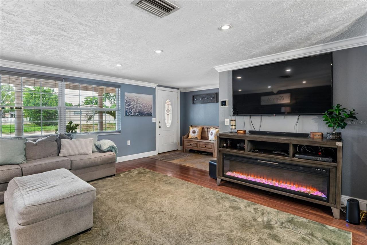 5330 Dove Drive, New Port Richey, FL 34652 Photo