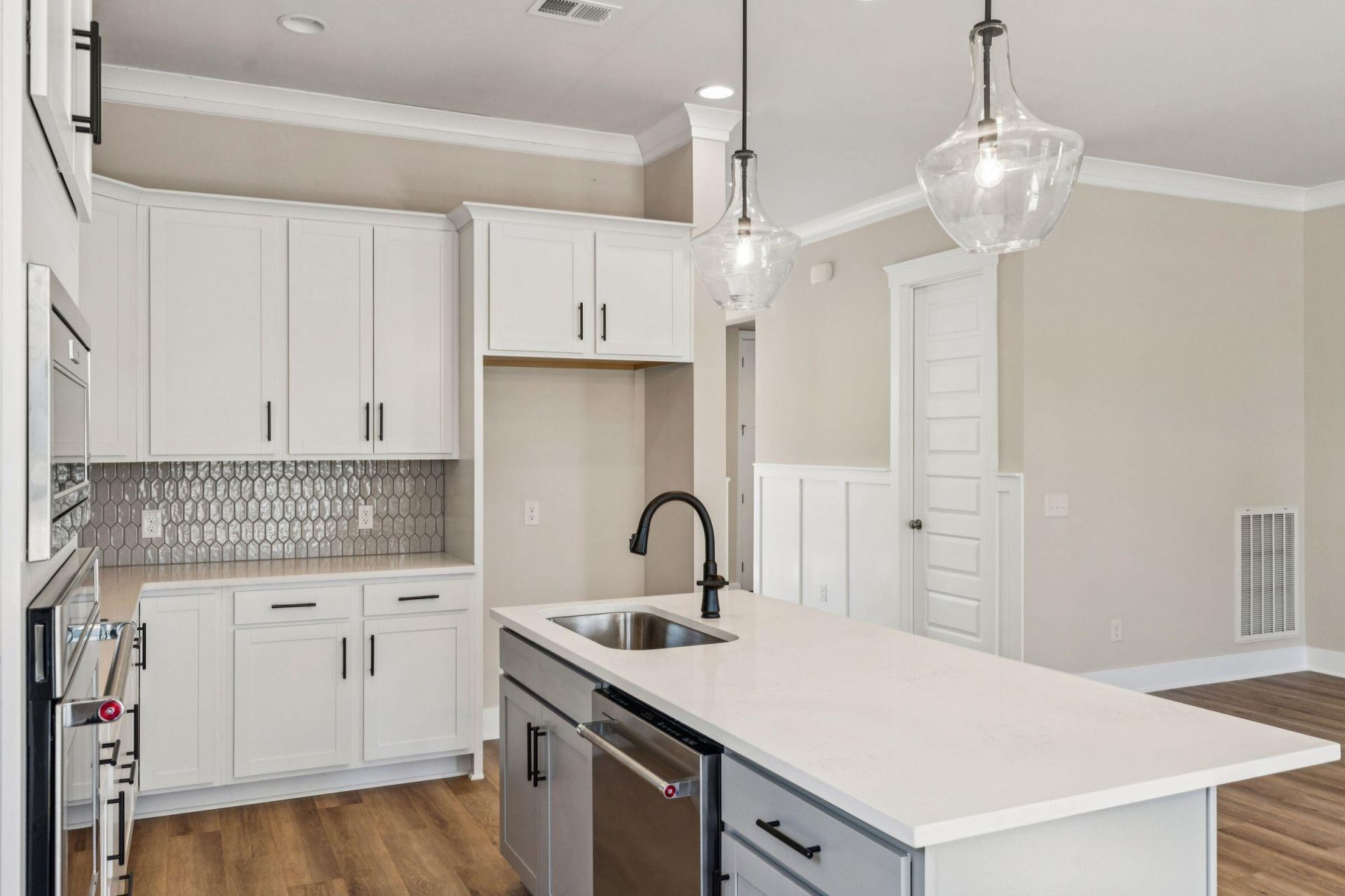 1733 Brightside Trail Photo 11