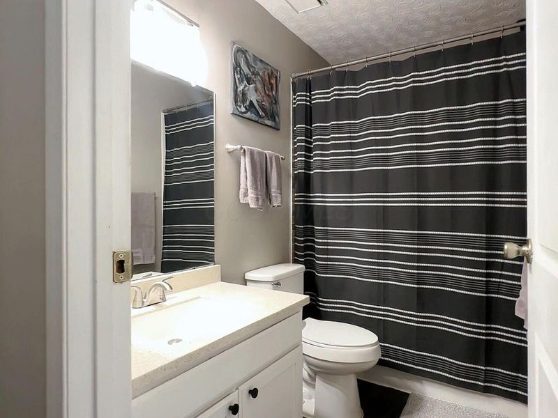 3848 Deer Knoll Drive, Columbus, OH 43230 Photo 33