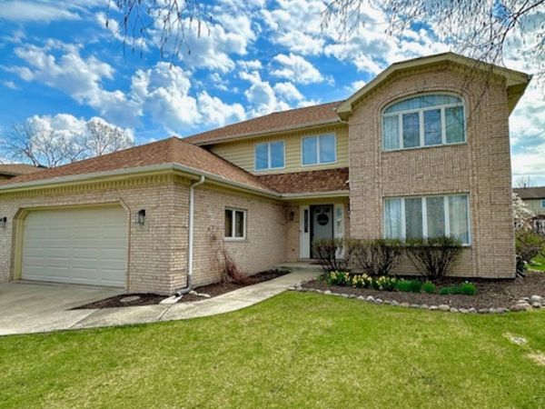 6 W Wend Street , Lemont, IL 60439