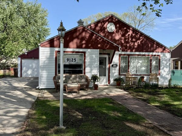 9125 S 51st Avenue , Oak Lawn, IL 60453