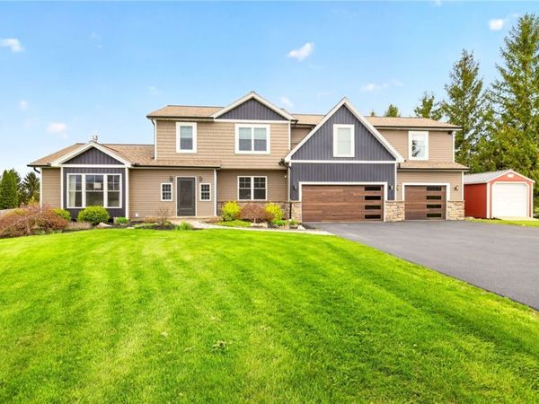 1 Grouse Point , Webster, NY 14580