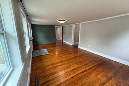 312 S Parler photo 4