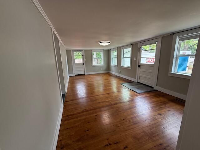 312 S Parler Photo 6
