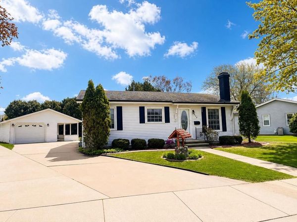 928 WESTFIELD STREET, Oshkosh, WI 54902