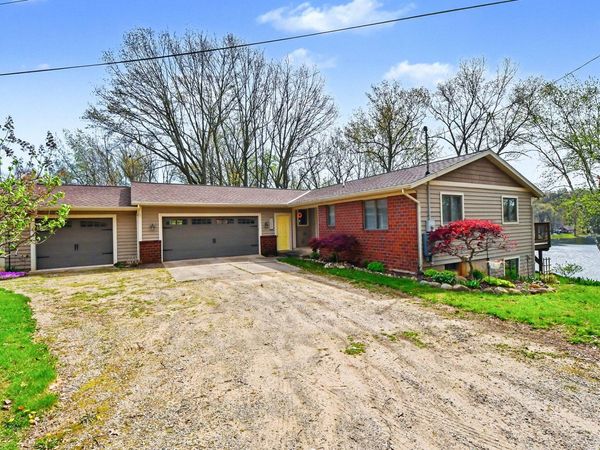 3050 Kenyon Lane, Middleville, MI 49333