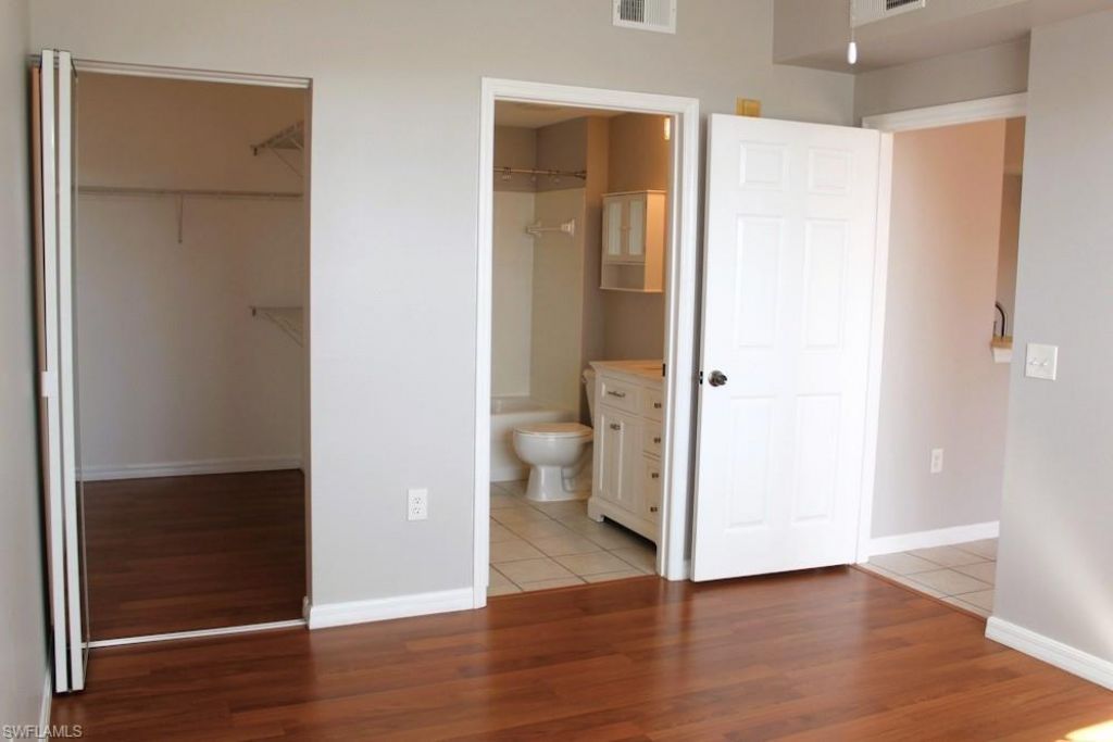 15605 Ocean Walk Cir, Unit 303, Fort Myers, FL 33908 Photo