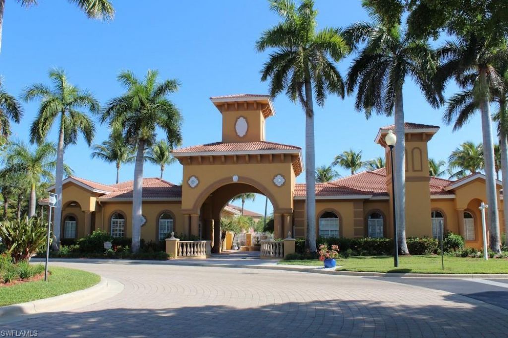 15605 Ocean Walk Cir, Unit 303, Fort Myers, FL 33908 Photo