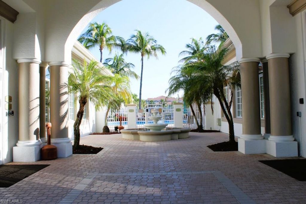 15605 Ocean Walk Cir, Unit 303, Fort Myers, FL 33908 Photo