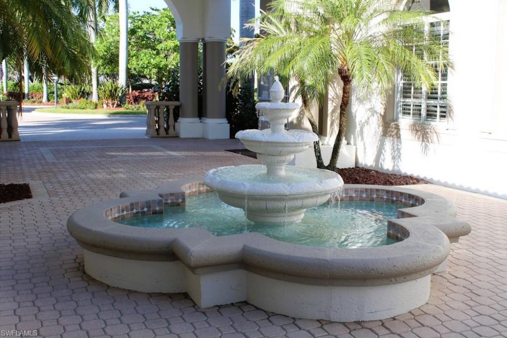 15605 Ocean Walk Cir, Unit 303, Fort Myers, FL 33908 Photo