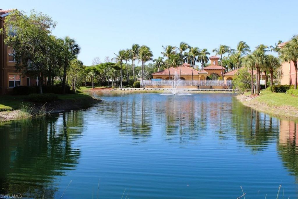15605 Ocean Walk Cir, Unit 303, Fort Myers, FL 33908 Photo