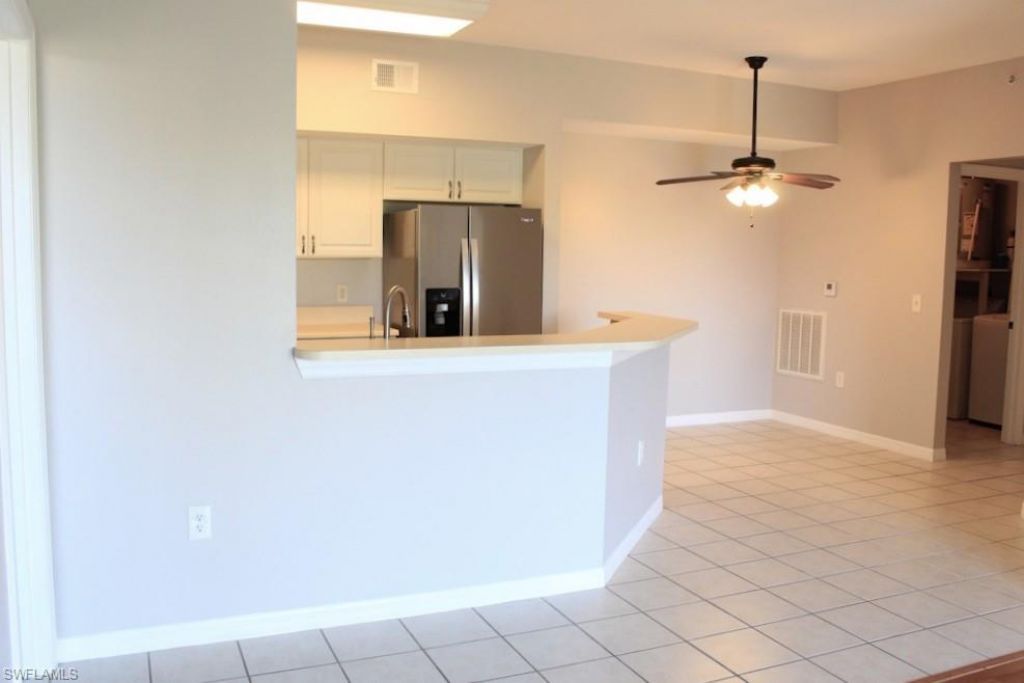 15605 Ocean Walk Cir, Unit 303, Fort Myers, FL 33908 Photo