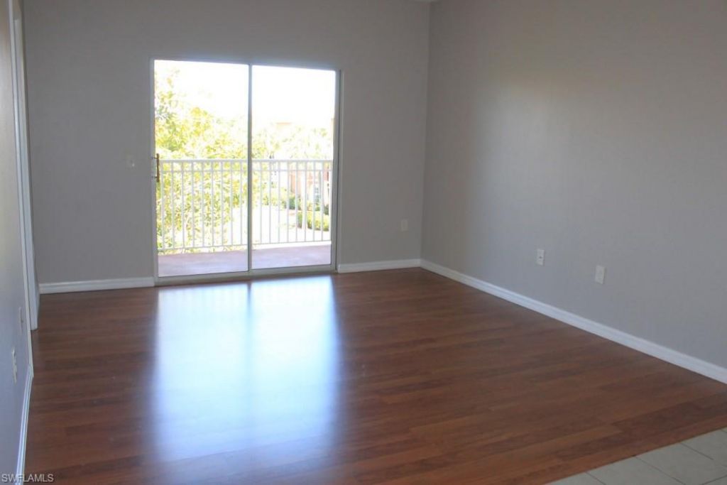 15605 Ocean Walk Cir, Unit 303, Fort Myers, FL 33908 Photo