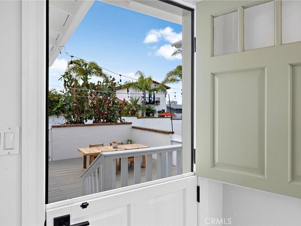 226 La Jolla, Newport Beach, CA 92663