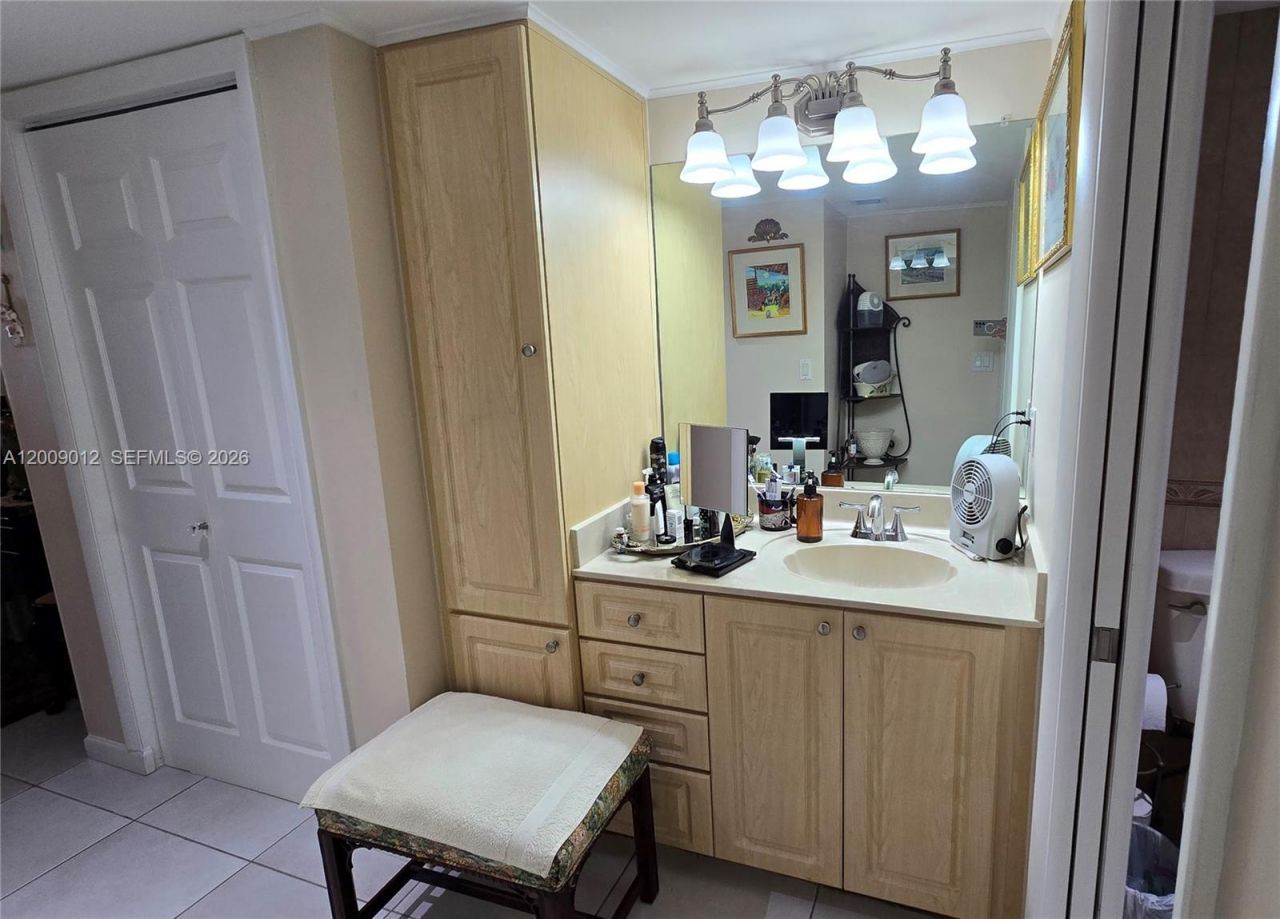 1101 Colony Point Cir, Unit 218, Pembroke Pines, FL 33026 Photo
