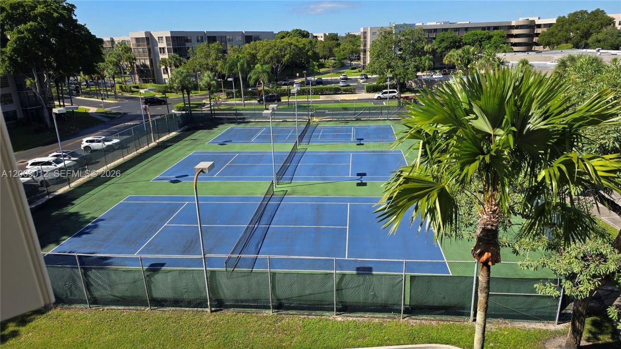 1101 Colony Point Cir, Unit 218, Pembroke Pines, FL 33026 Photo