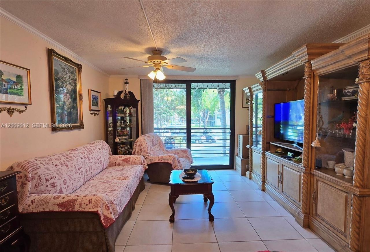 1101 Colony Point Cir, Unit 218, Pembroke Pines, FL 33026 Photo