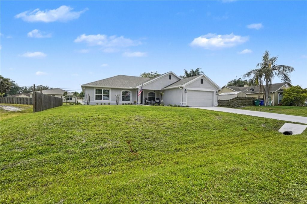 780 Helicon Terrace , Sebastian, FL 32958 Photo