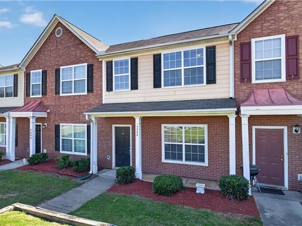 4542 Parkview Square, Atlanta, GA 30349