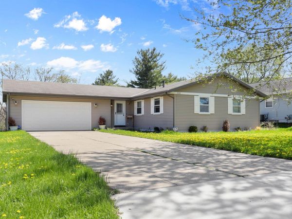 838 Somerset Drive, Janesville, WI 53546