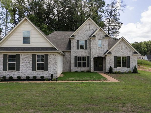 114 Westhaven Place, Jackson, TN 38305