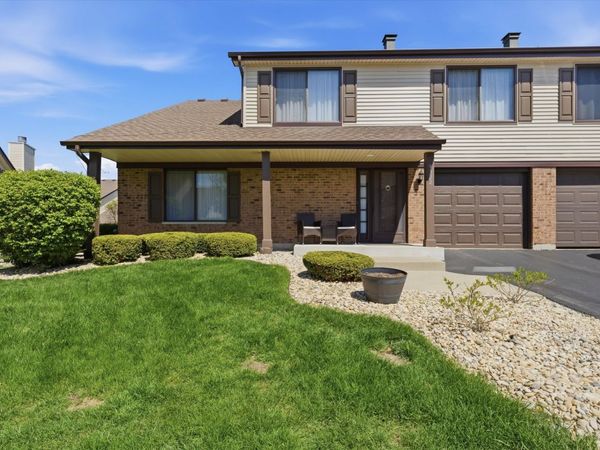 9222 Auburn Court , Orland Park, IL 60462