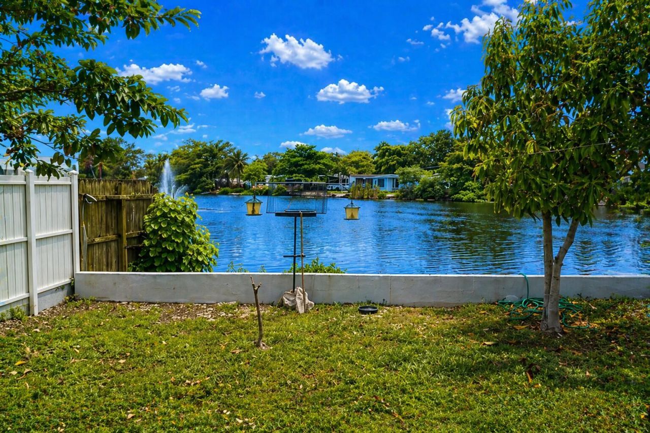 620 NW 215th Avenue, Pembroke Pines, FL 33029 Photo